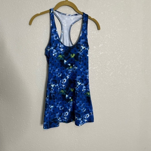Lululemon Blue Polka Dot Exercise Athletic Tank 4 - Picture 2 of 5